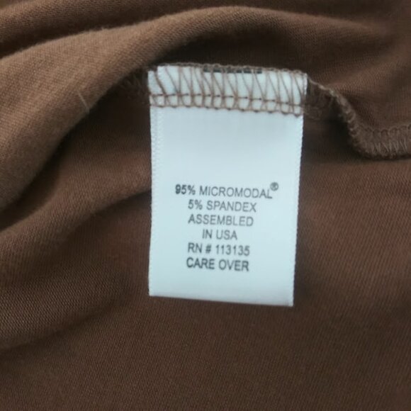 Leo & Nicole women's size L brown turtle neck top - Picture 15 of 16